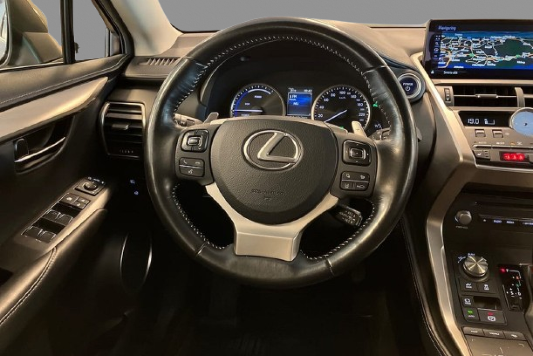 Lexus Seria NX 300h AWD Business - foto 8