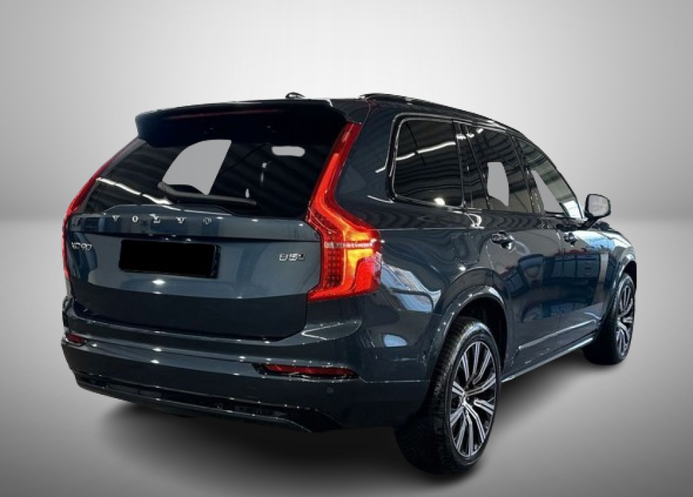 Volvo XC 90 B5 AWD Plus Dark 7 locuri (4)