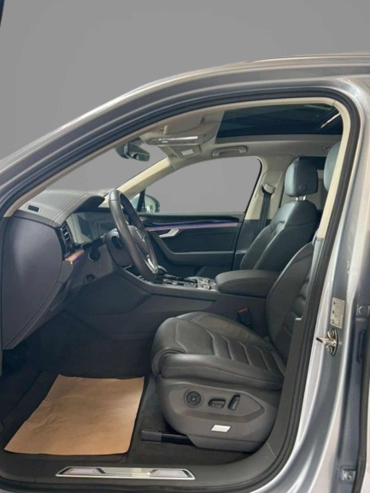 Volkswagen Touareg V6 TDI Atmosphere (5)