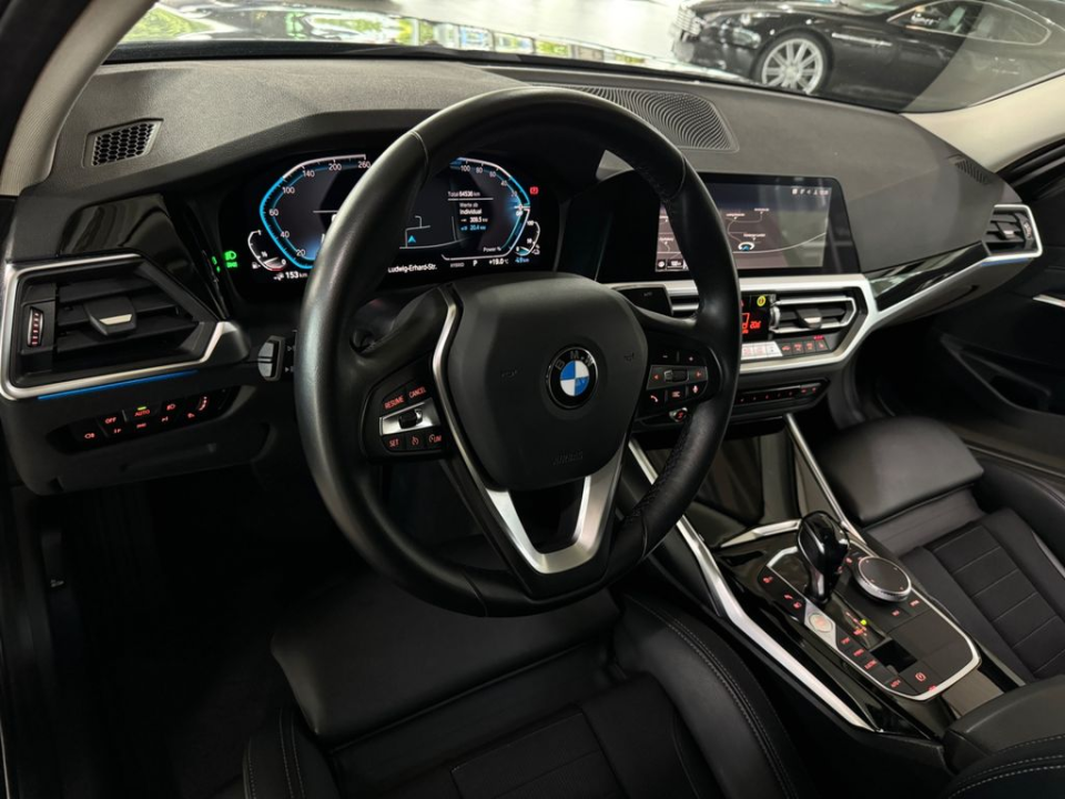 BMW Seria 3 320e Advantage - foto 8