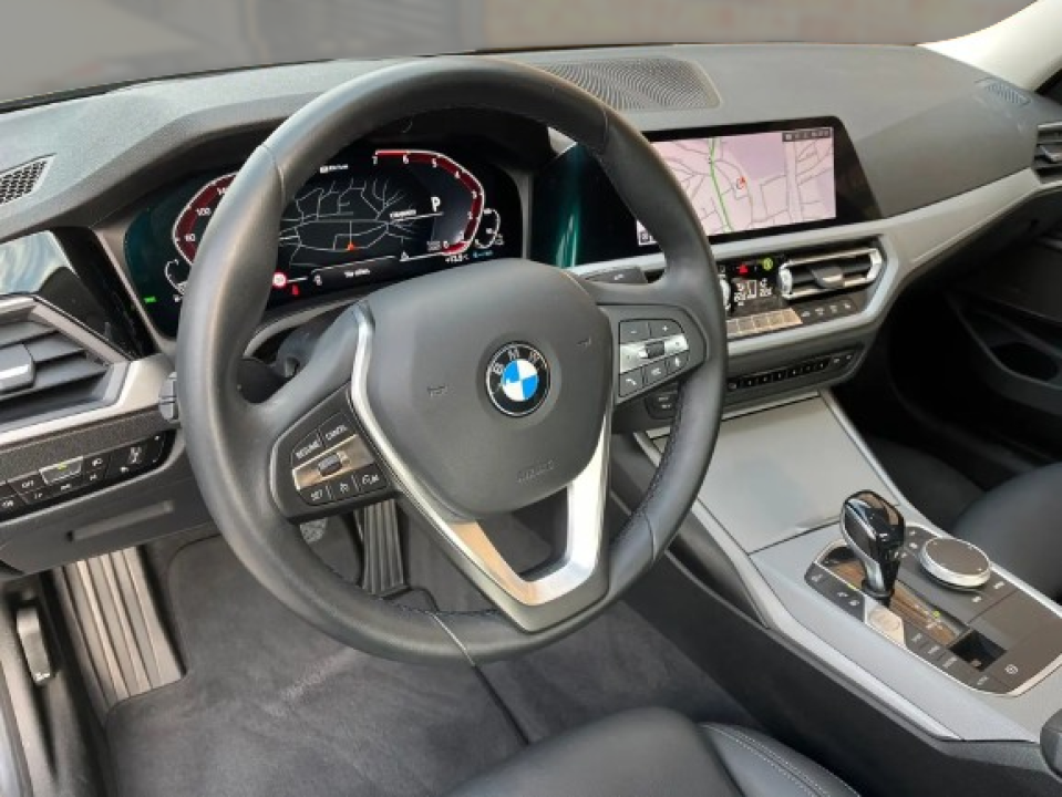 BMW Seria 3 330e Advantage - foto 11