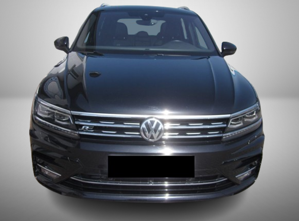 Volkswagen Tiguan R Line 2.0TDI DSG 4MOTION (2)