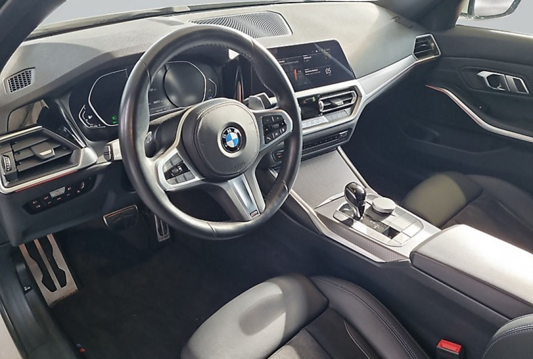 BMW Seria 3 320i SEDAN - foto 10