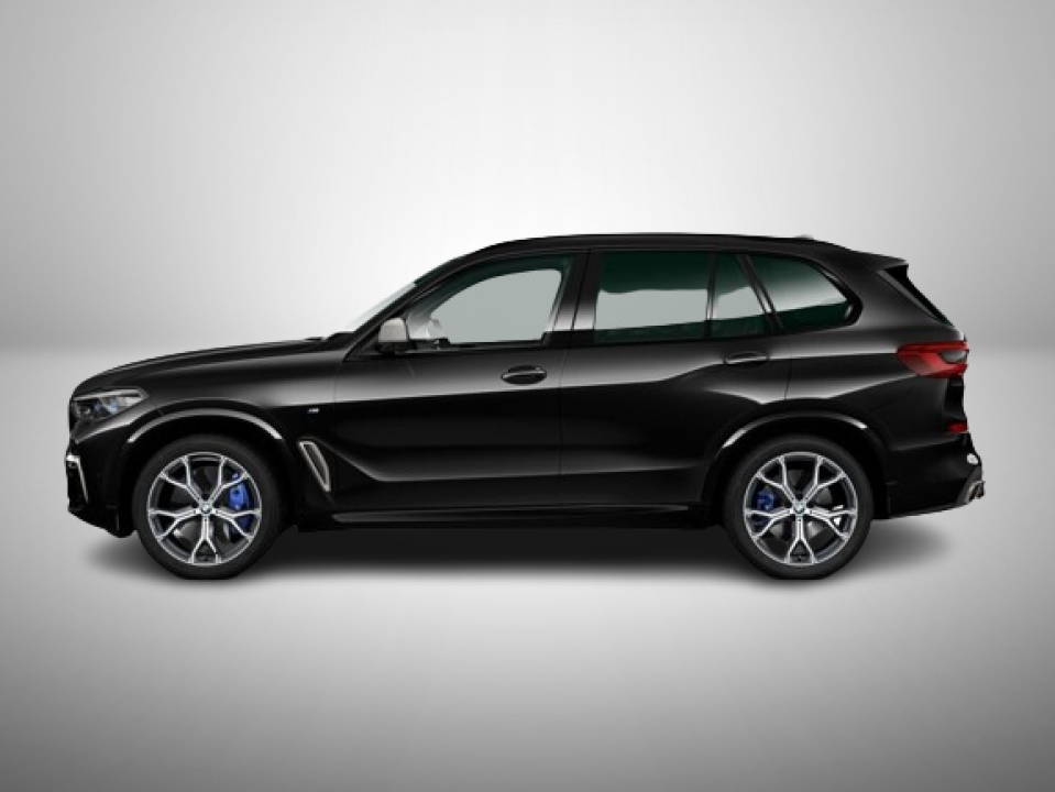 BMW X5 M50d (2)