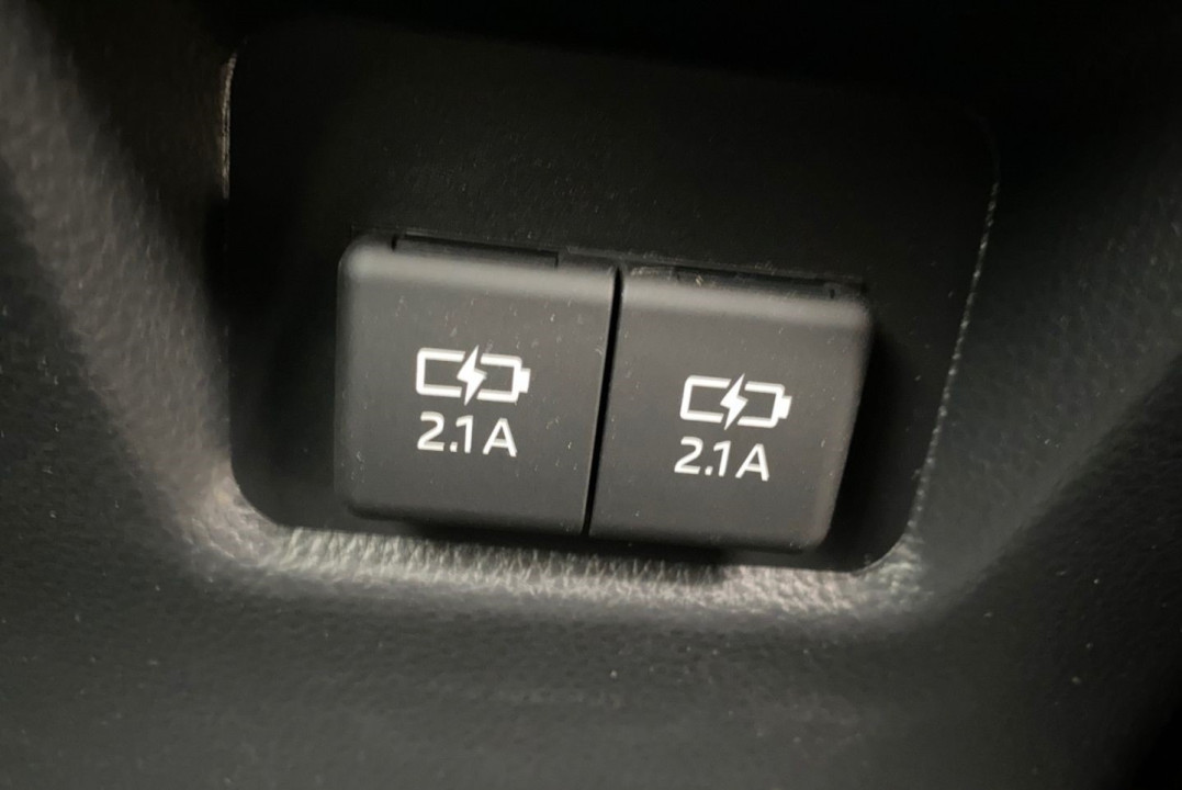 Toyota RAV4 2.5 Plug-In Hybrid 4x4 - foto 15