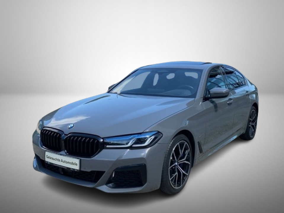 BMW Seria 5 530d xDrive M-Sport (4)