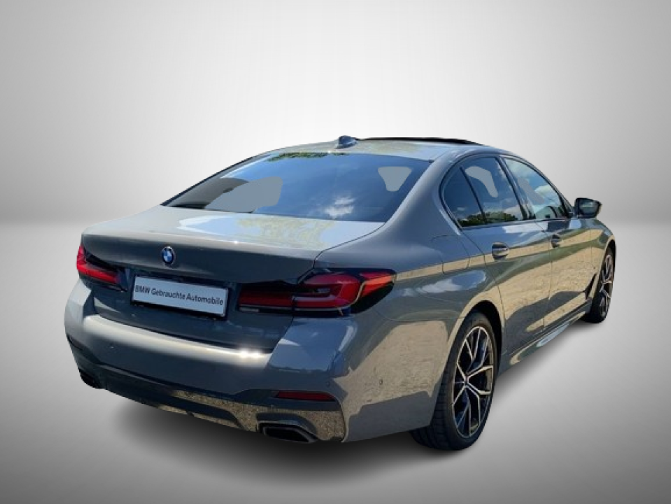 BMW Seria 5 530d xDrive M-Sport (3)