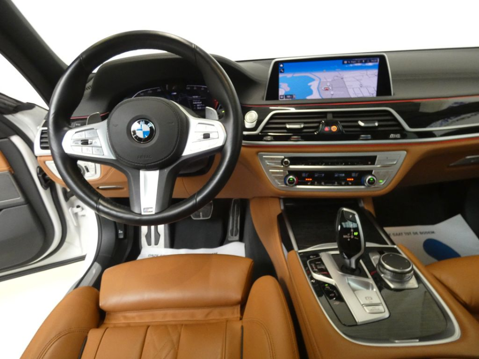 BMW Seria 7 730d xDrive M-Sport - foto 7