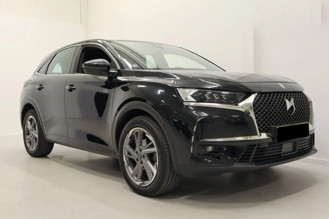 DS Automobiles DS 7 Crossback 1.6 THP EAT (1)