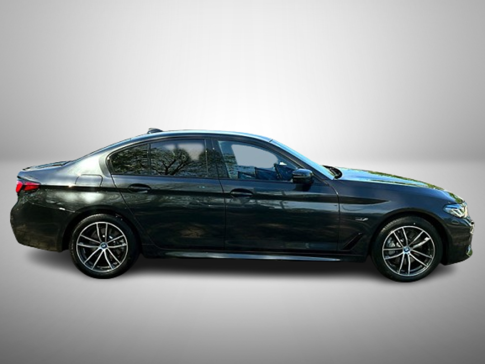 BMW Seria 5 530e xDrive Sedan (2)