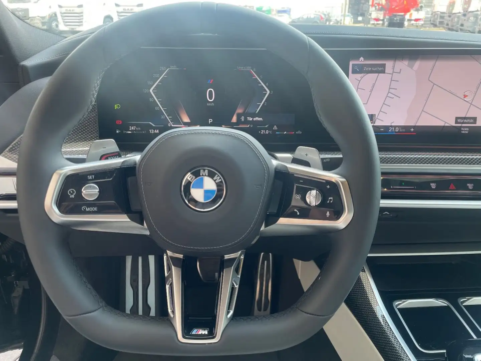 BMW Seria 7 740 d xDrive M-Sport (4)