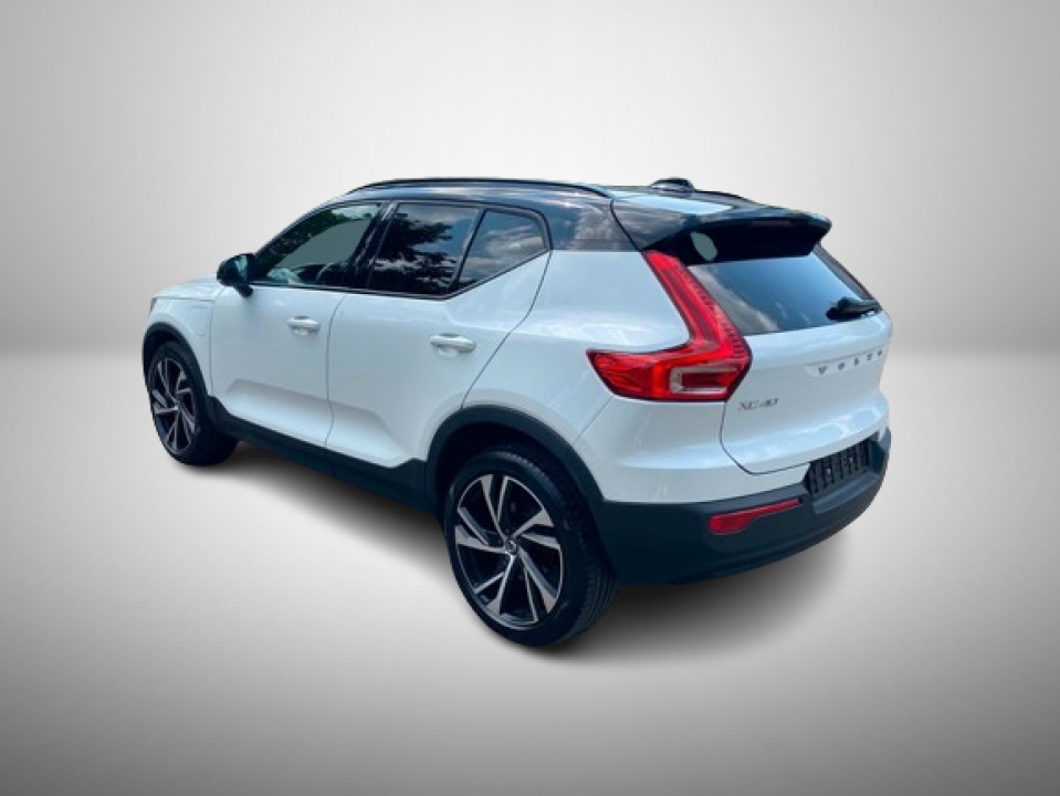 Volvo XC 40 T4 PHEV R-DESIGN (3)