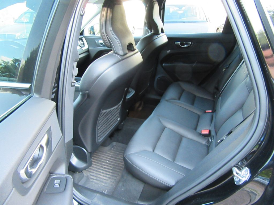 Volvo XC 60 B4 AWD Inscription - foto 10