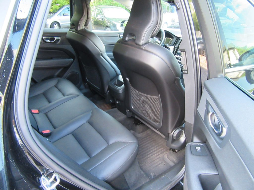 Volvo XC 60 B4 AWD Inscription - foto 11