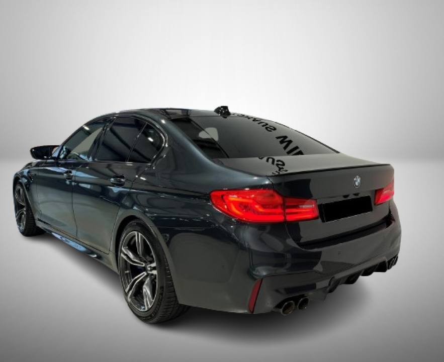 BMW M5 (5)