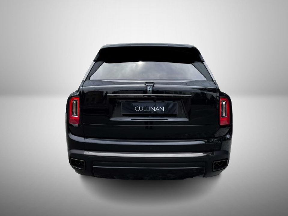 Rolls-Royce Cullinan Black Badge (5)