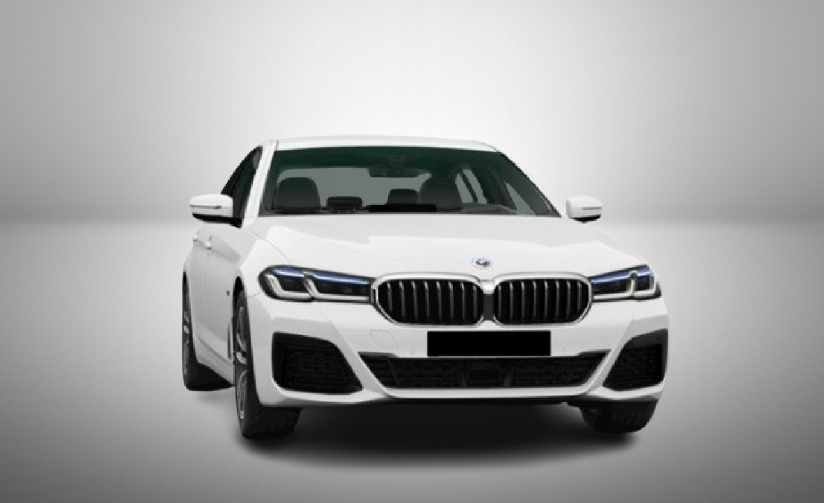 BMW Seria 5 545e xDrive M-Sport (2)