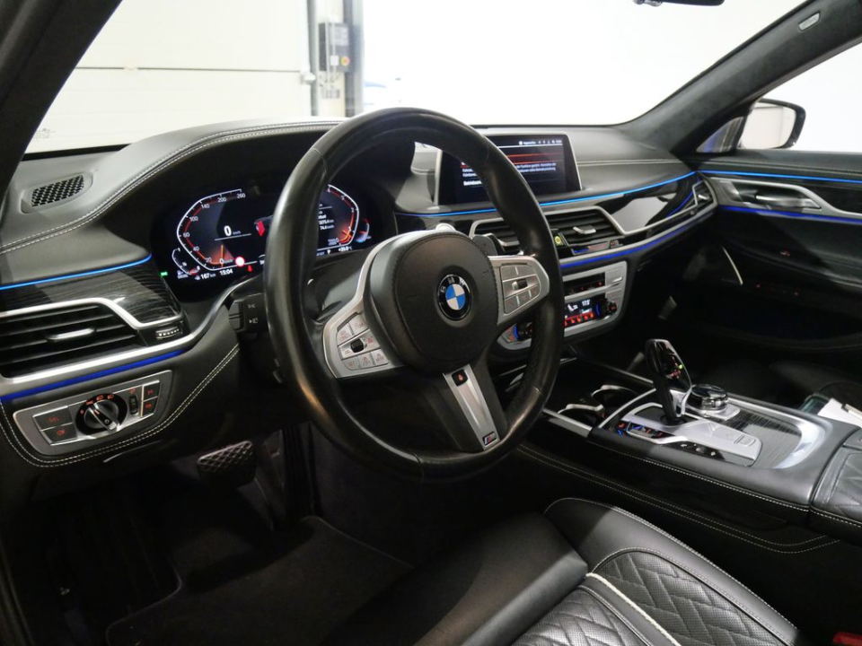 BMW Seria 7 740Ld xDrive M-Sport (5)