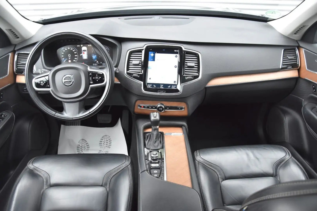 Volvo XC 90 D5 AWD Inscription 7 Locuri - foto 10