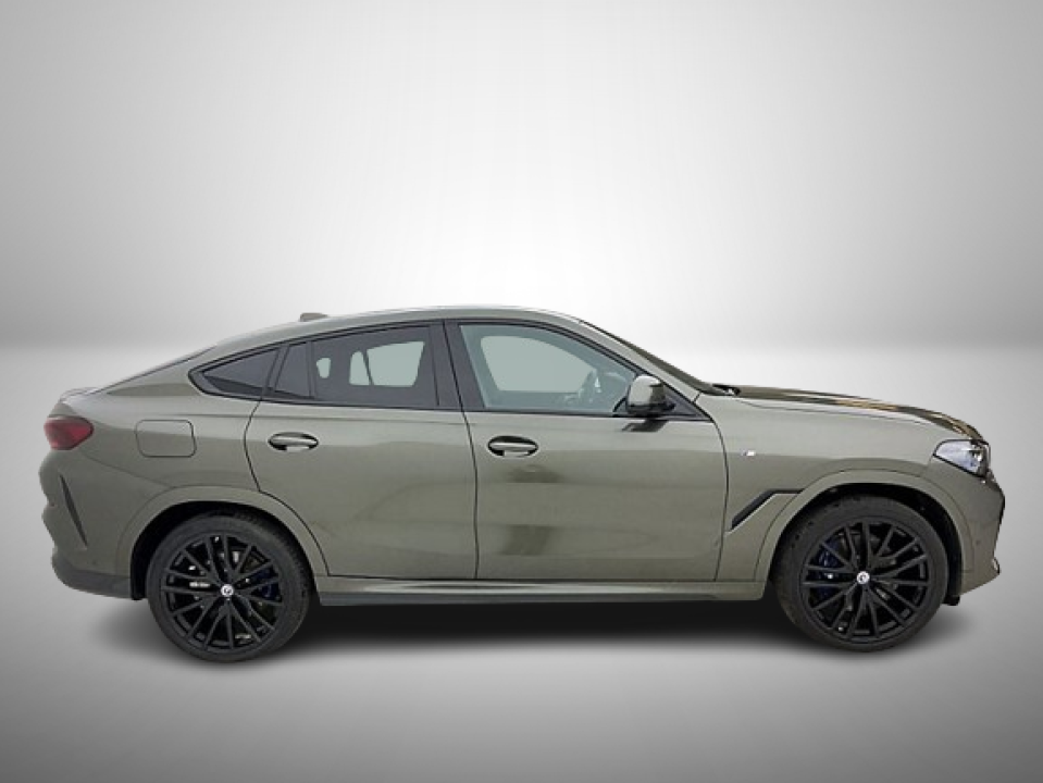 BMW X6 xDrive30d (2)