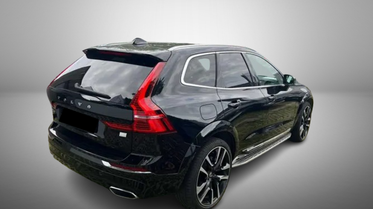 Volvo XC 60 Recharge Inscription (3)