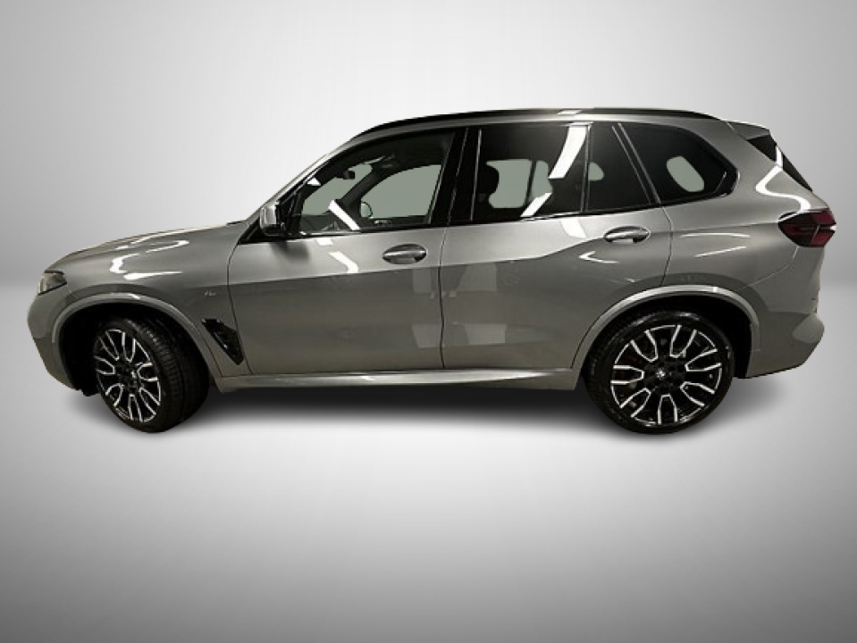 BMW X5 xDrive30d (2)