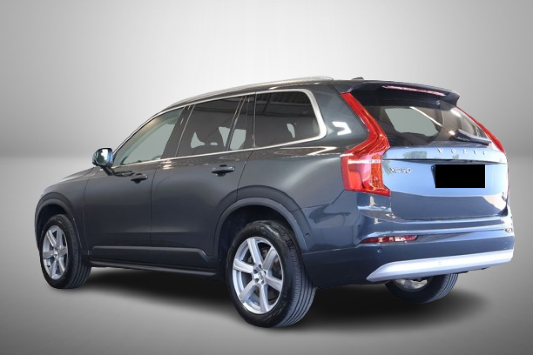 Volvo XC 90 Momentum Pro (3)