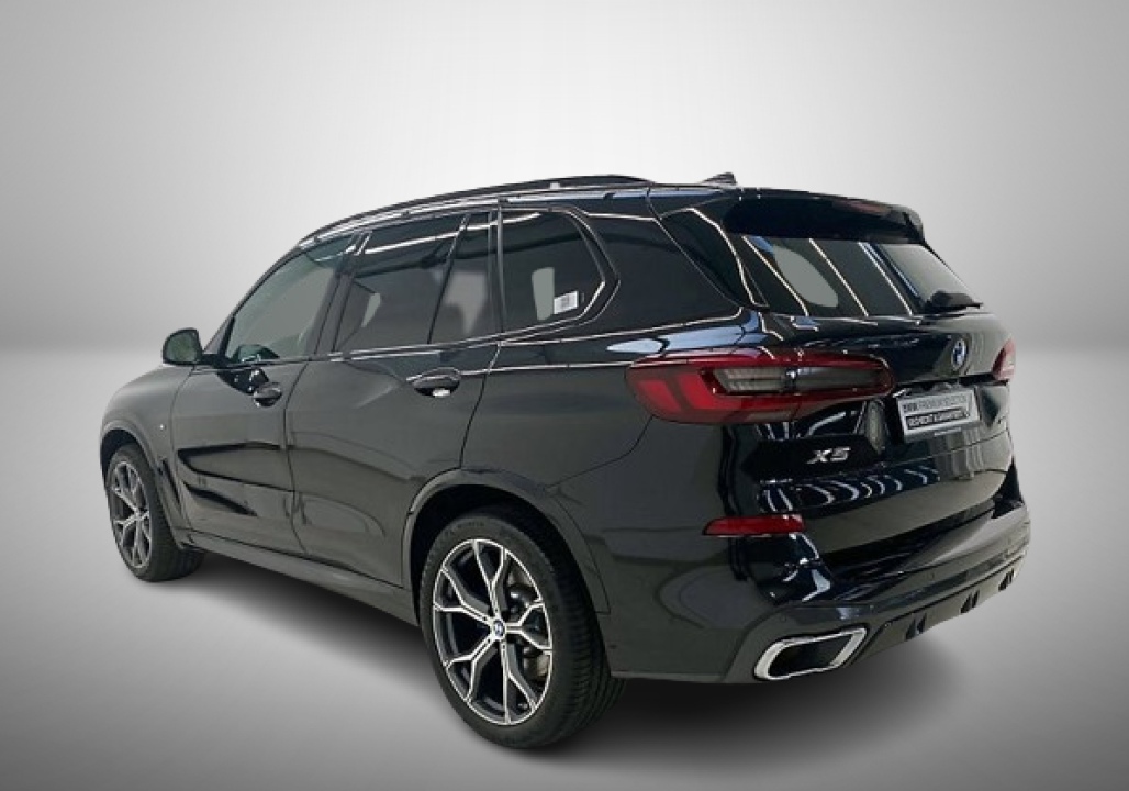 BMW X5 xDrive25d M-Sport (2)