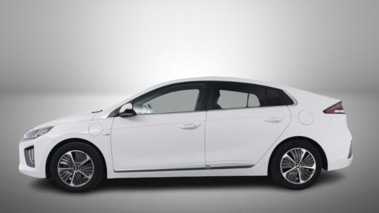 Hyundai IONIQ Premium 1.6 GDI PHEV (2)