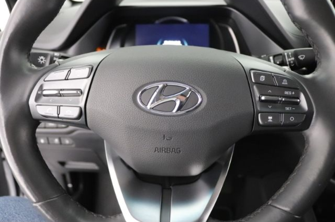 Hyundai IONIQ Premium 1.6 GDI PHEV - foto 12