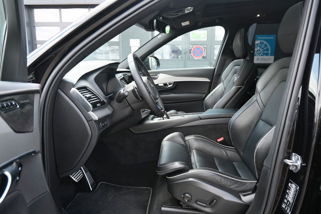 Volvo XC 90 T8 Recharge R-Design - foto 6