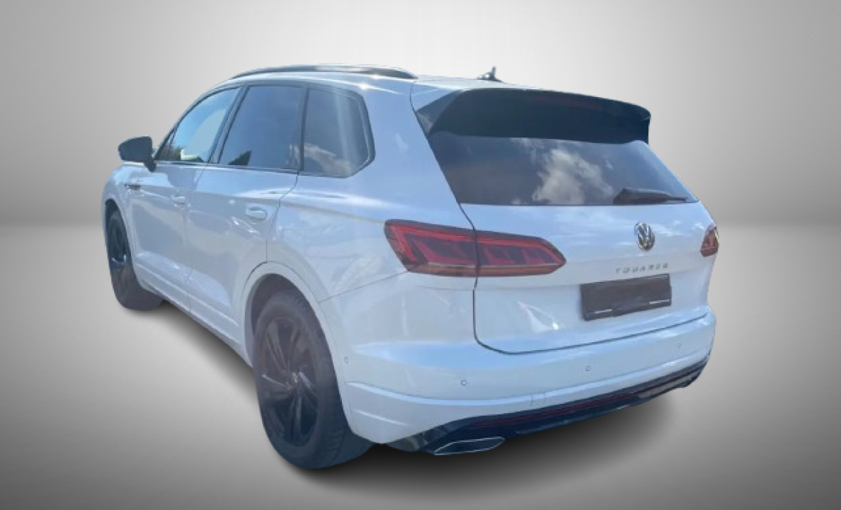 Volkswagen Touareg 3.0 TDI 4MOTION Atmosphere R-Line (5)