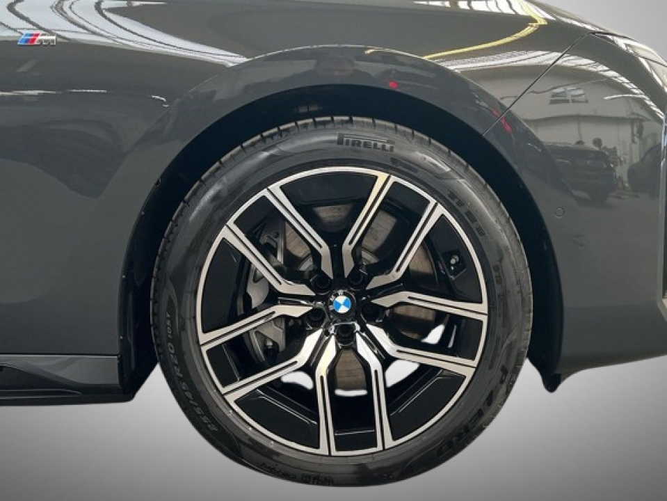 BMW Seria 7 750e xDrive M Sport - foto 15