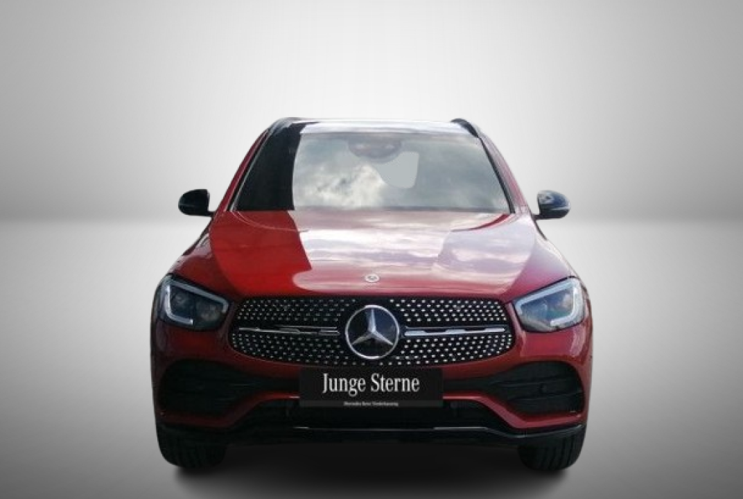 Mercedes-Benz GLC 300d 4MATIC (2)