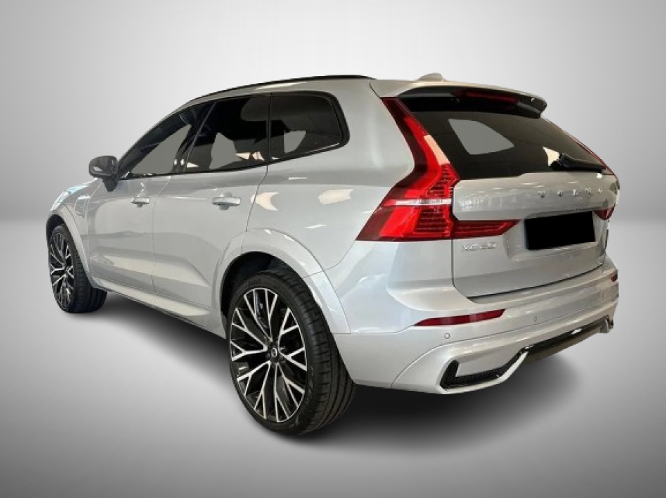 Volvo XC 60 Recharge T8 R-Design (3)