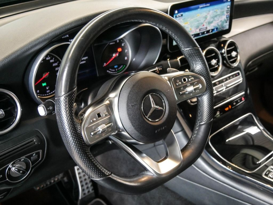 Mercedes-Benz GLC SUV 300e 4MATIC AMG Line (4)