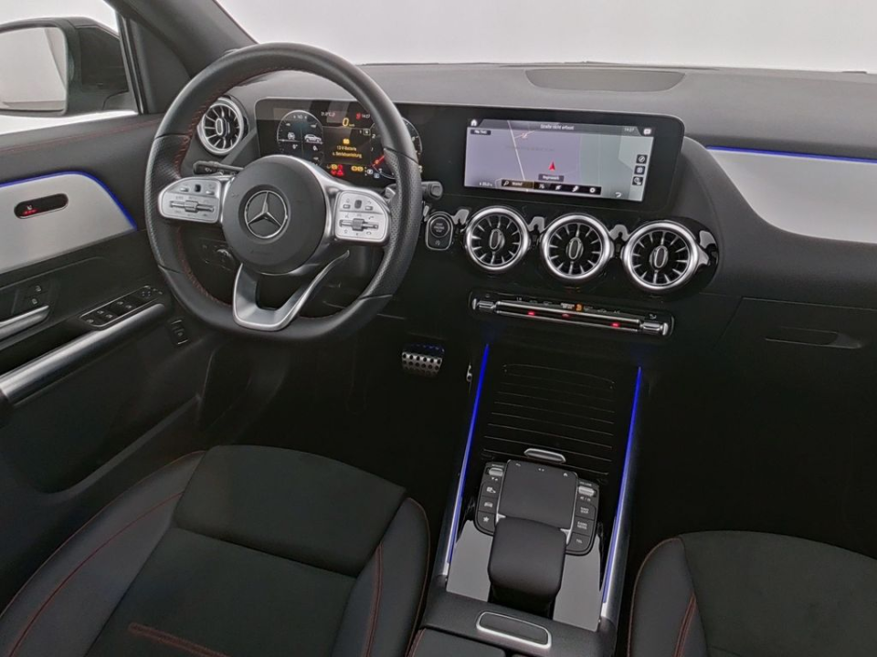 Mercedes-Benz GLA 250 4MATIC AMG Line - foto 10