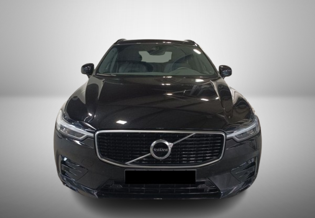 Volvo XC 60 B4 AWD R-Design (2)