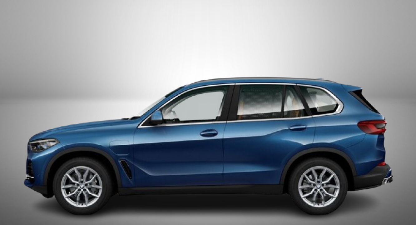 BMW X5 xDrive45e (2)