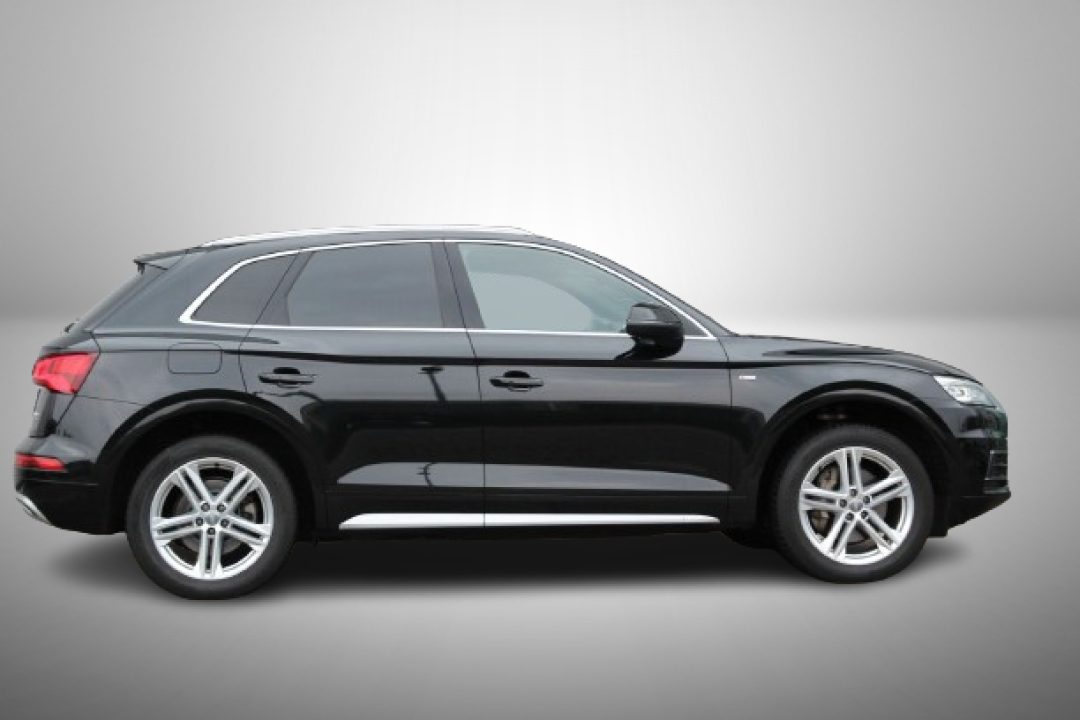 Audi Q5 40 TDI S tronic Quattro S-Line (2)