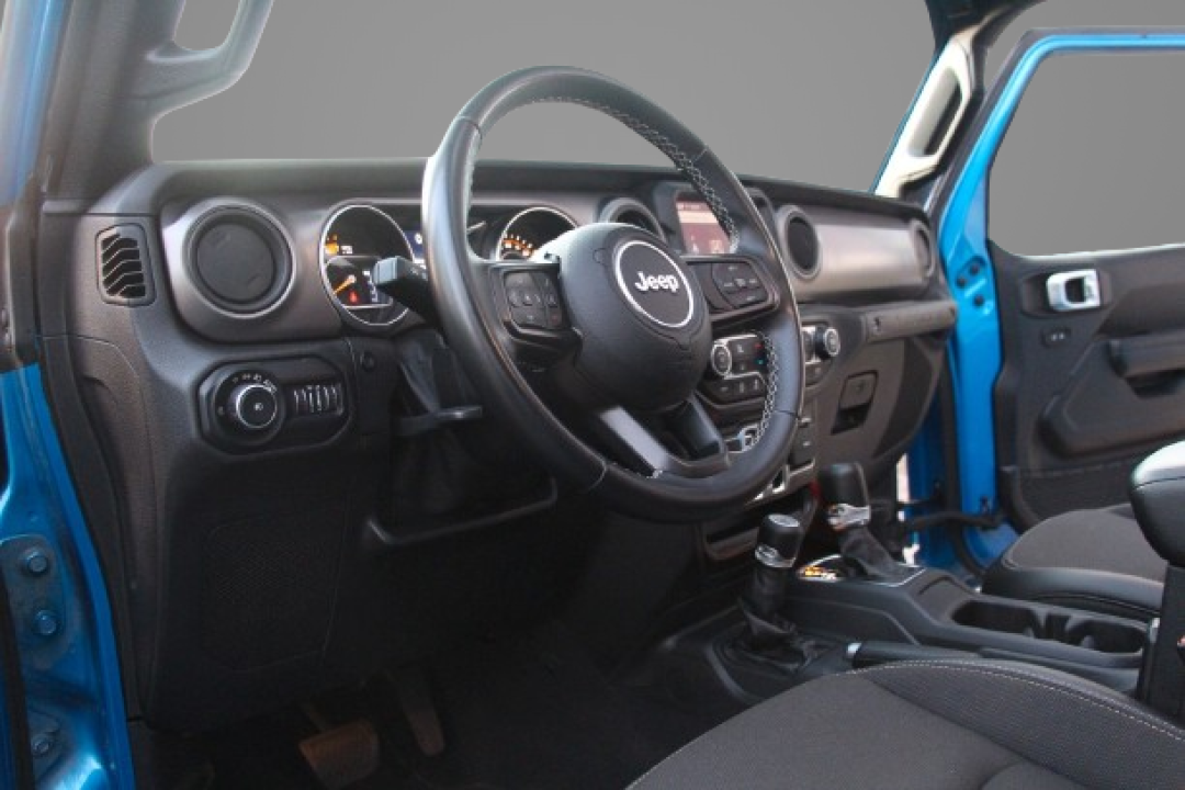 Jeep Wrangler - foto 11