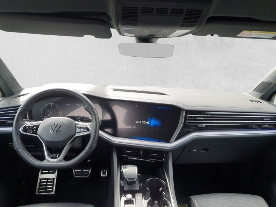 Volkswagen Touareg 3.0 TDI 4MOTION R-Line - foto 6