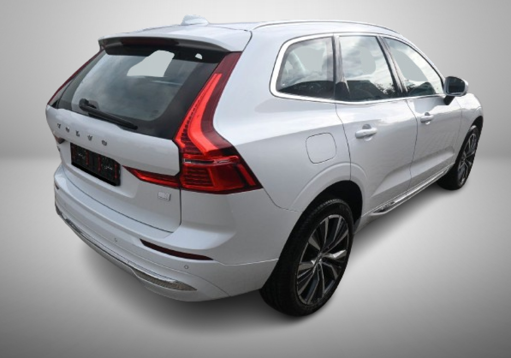 Volvo XC 60 T8 Recharge Inscription Expression (3)