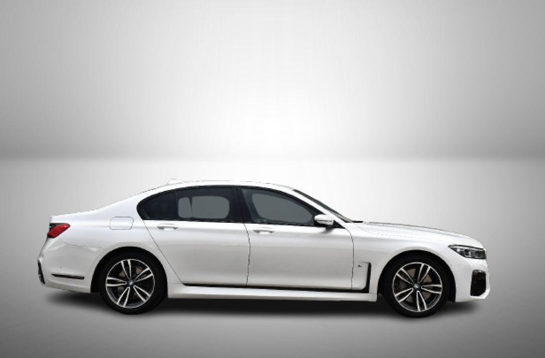 BMW Seria 7 745e M-Sport Individual (2)