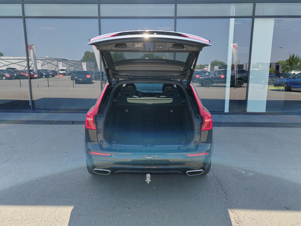 Volvo XC 60 T8 Recharge R-Design - foto 27