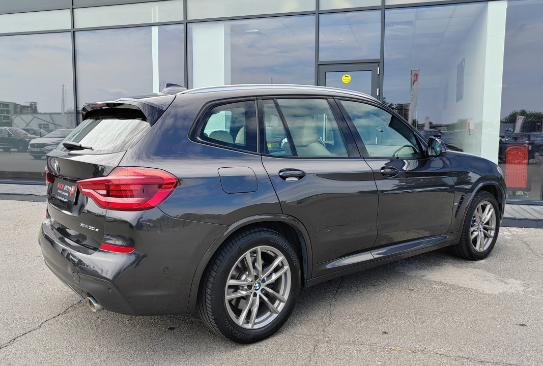 BMW X3 xDrive30e M-Sport (3)