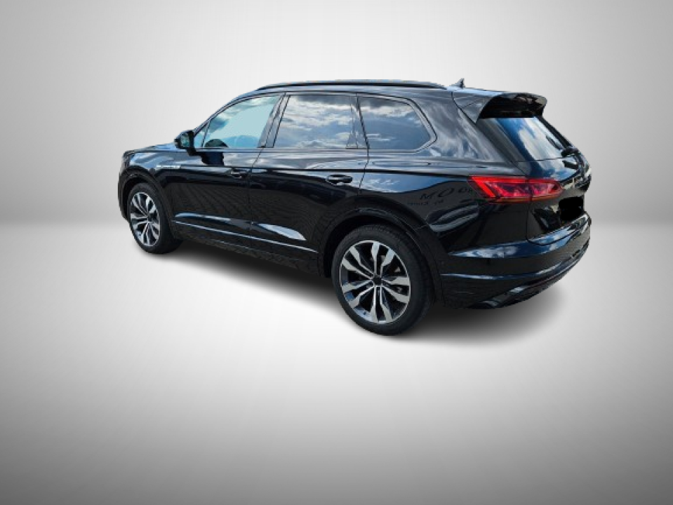 Volkswagen Touareg R-Line 4Motion (4)