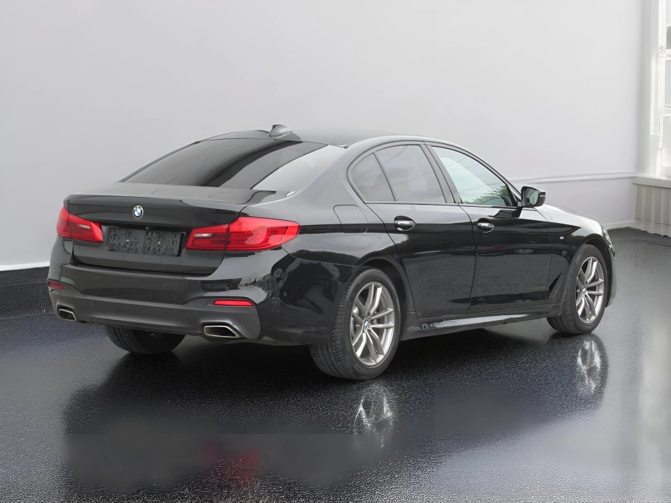 BMW Seria 5 520d (3)