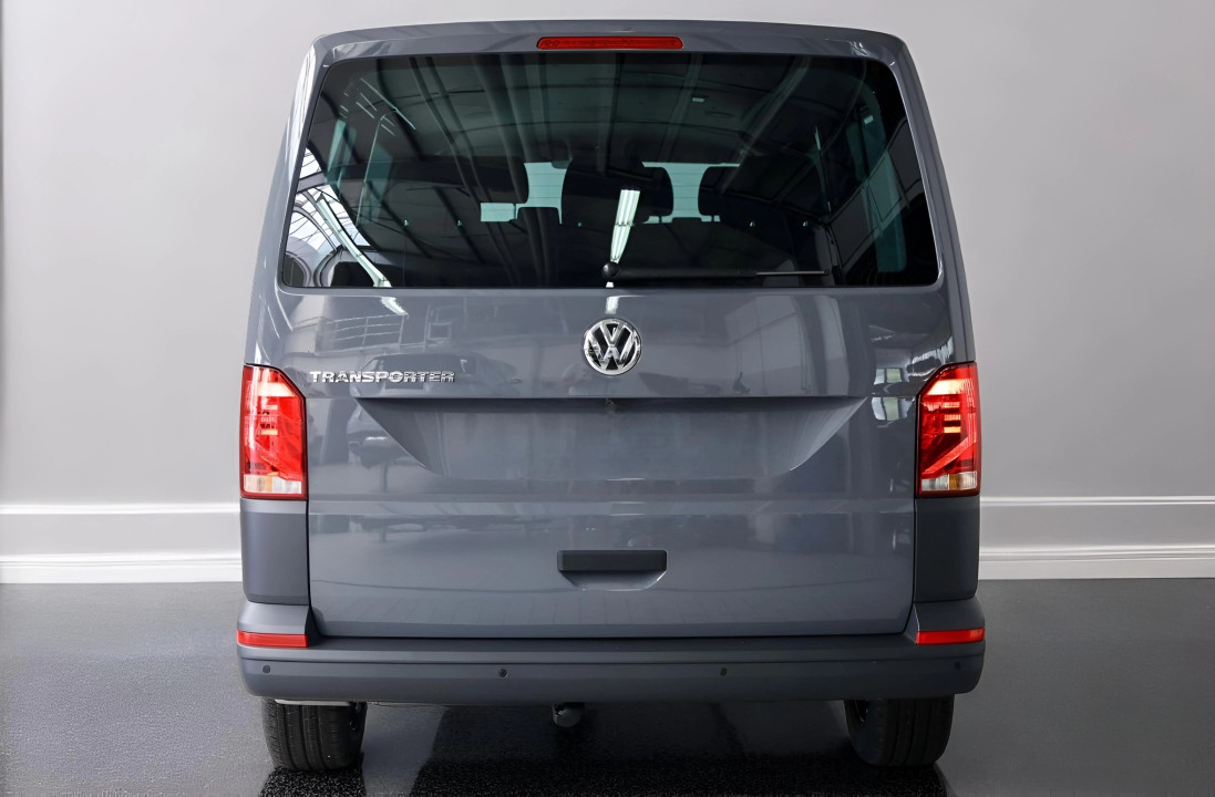 Volkswagen T6.1 Transporter 2.0 TDI (5)