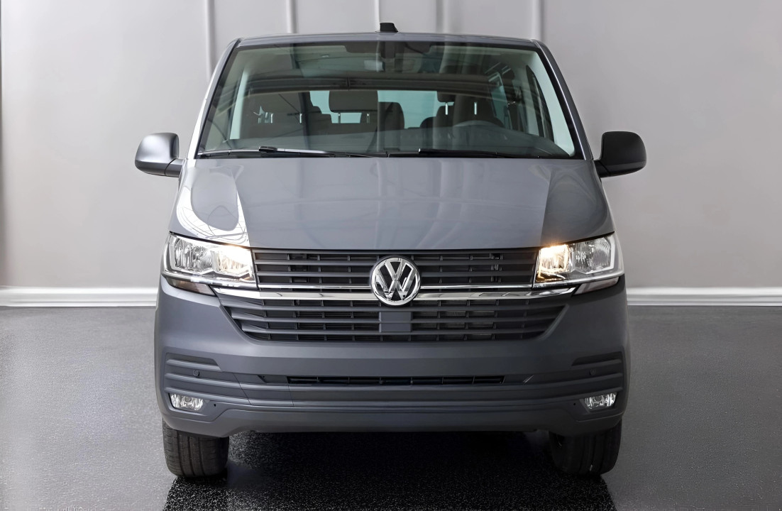 Volkswagen T6.1 Transporter 2.0 TDI (4)